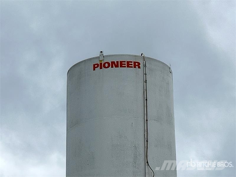 Pioneer 180 Ton Fertilizer Tank Esparcidoras de minerales