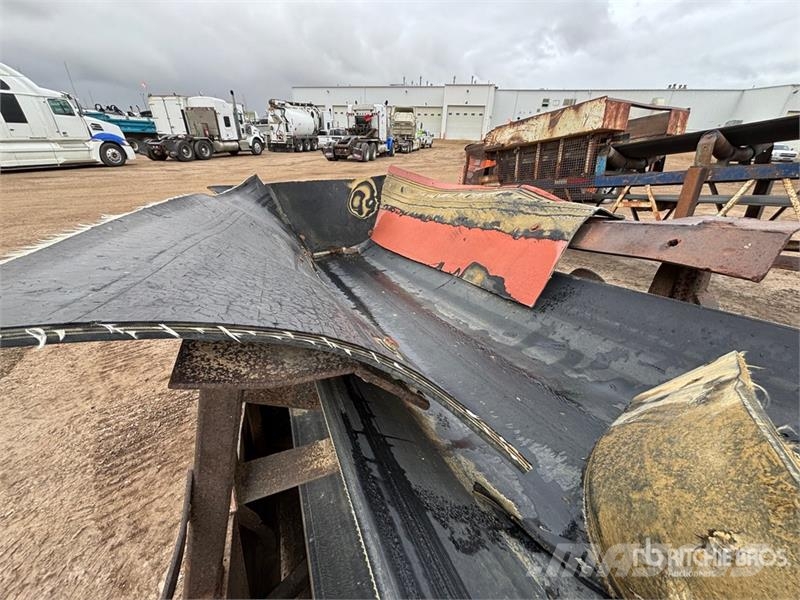 Pioneer 34 in x 50 ft Portable Conveyor Other