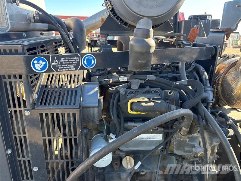 Pioneer PP66S12L71-E0410 Trailer-Mounted Water Pump Pumpe za vodu