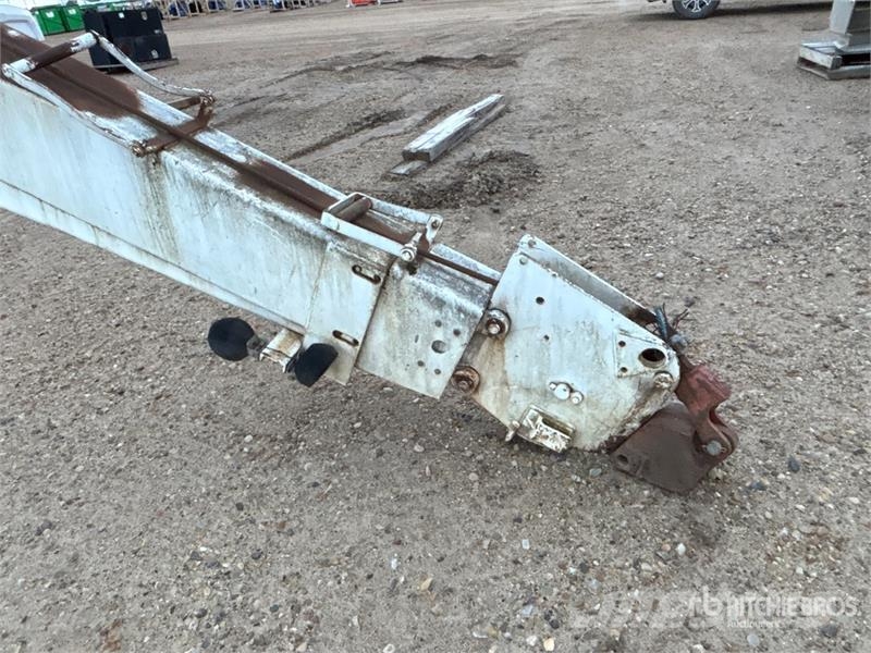 Pitman Hydra-Lift 848 Straight Truck Mounted Boom Drugi deli