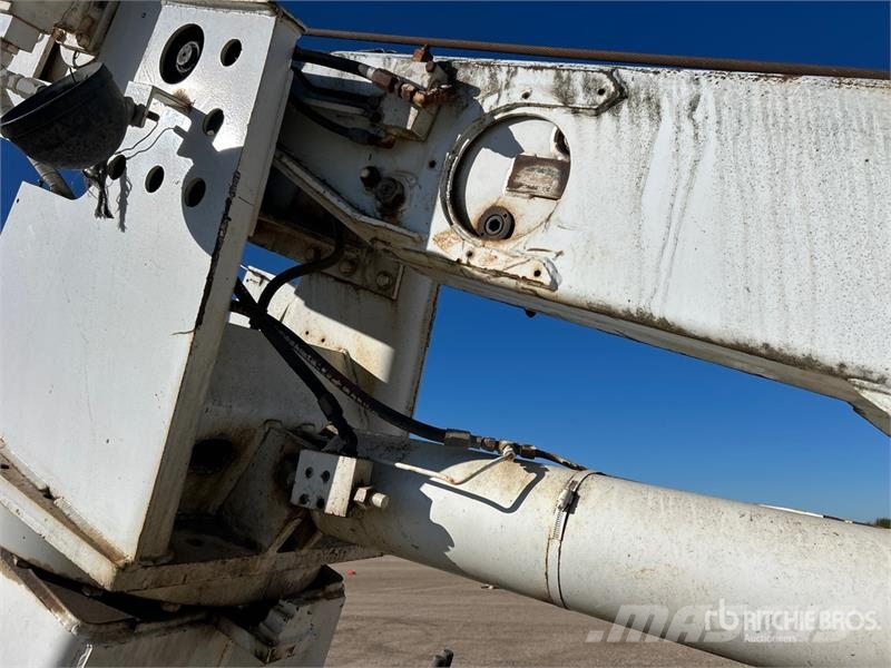 Pitman Hydra-Lift HL 848 Straight Boom Коммерческий транспорт - Другие
