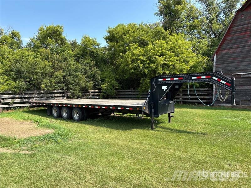 PJ 32 ft Tri/A Gooseneck Flatbed Trailer Flatbed/Dropside trailers