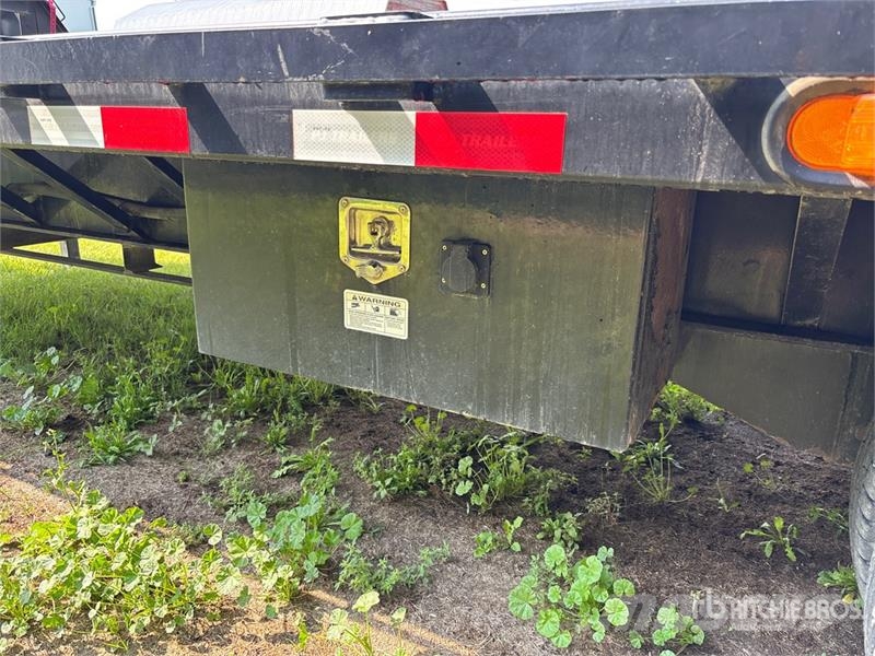 PJ 32 ft Tri/A Gooseneck Flatbed Trailer Flatbed/Dropside trailers