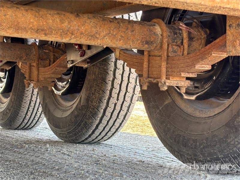 PJ Trailers Trailers 16 ft Tri/A Gooseneck Dump Utili Самоскиди