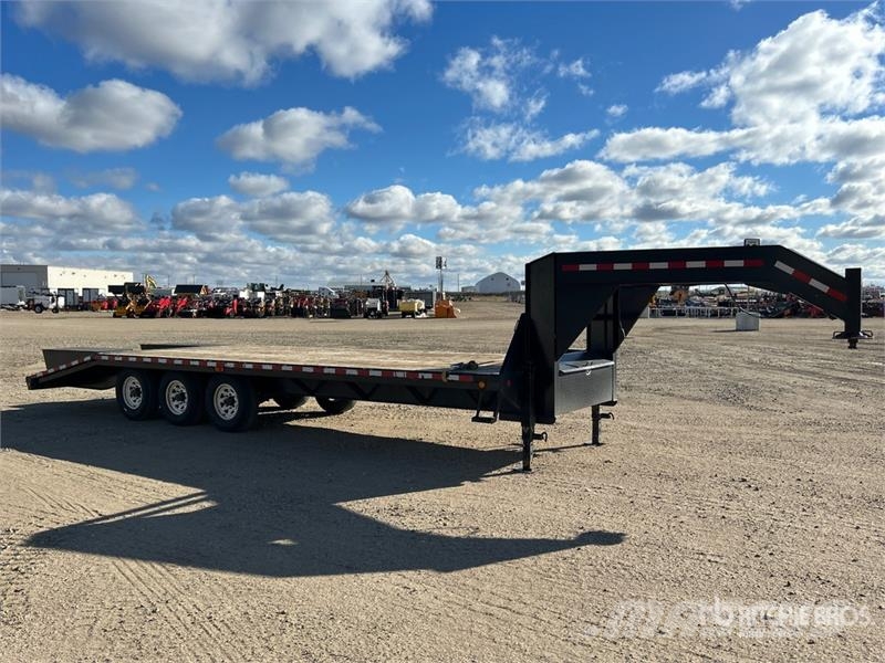 PJ Trailers Trailers 26 ft Tri/A Gooseneck Equipment  Auto pārvadāšanas treileri