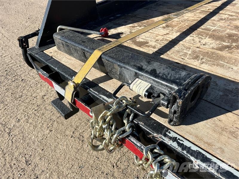 PJ Trailers Trailers 26 ft Tri/A Gooseneck Equipment  Auto pārvadāšanas treileri