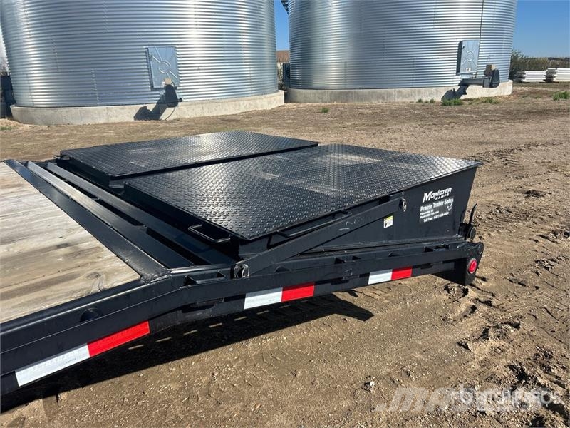 PJ Trailers Trailers 36 ft T/A Gooseneck DRW Flatbed Flatbed/Dropside trailers