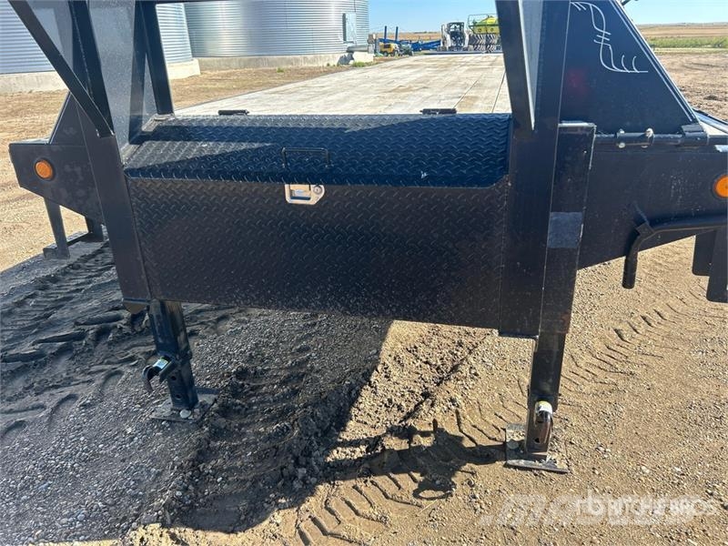 PJ Trailers Trailers 36 ft T/A Gooseneck DRW Flatbed Flatbed/Dropside trailers