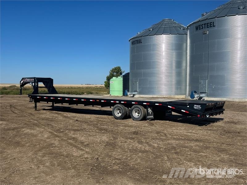 PJ Trailers Trailers 36 ft T/A Gooseneck DRW Flatbed Flatbed/Dropside trailers
