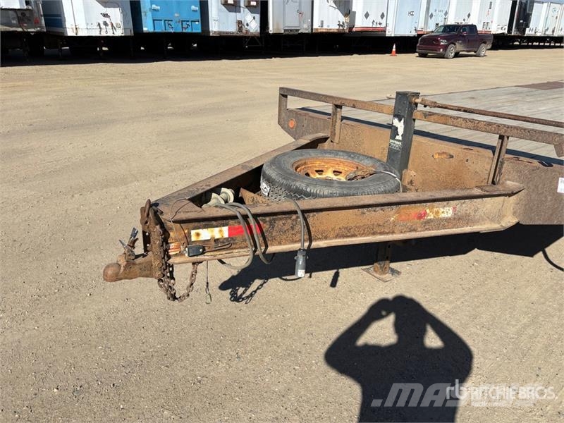 PJ Trailers Trailers F8262 26 ft T/A Equipment Traile Autotreilerid