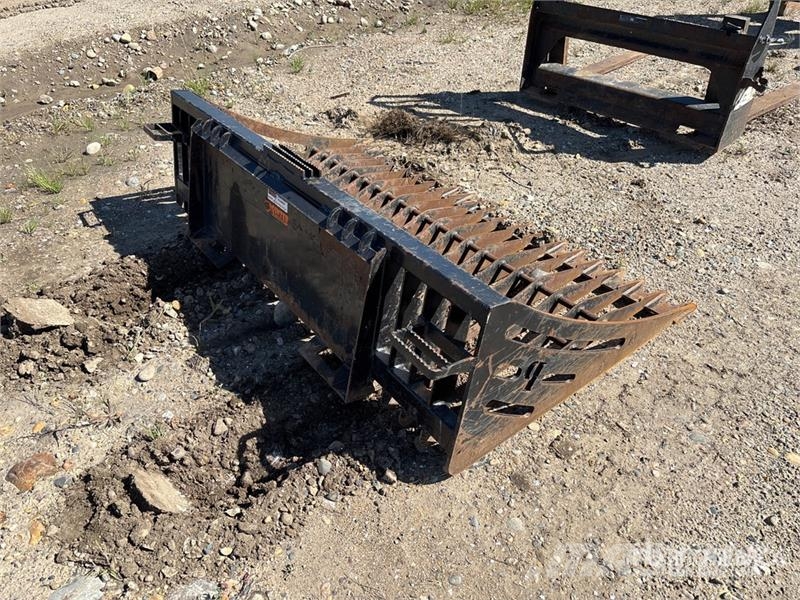 Pointer 72 in Skid Steer Screening Bucket Sõelumiskopad