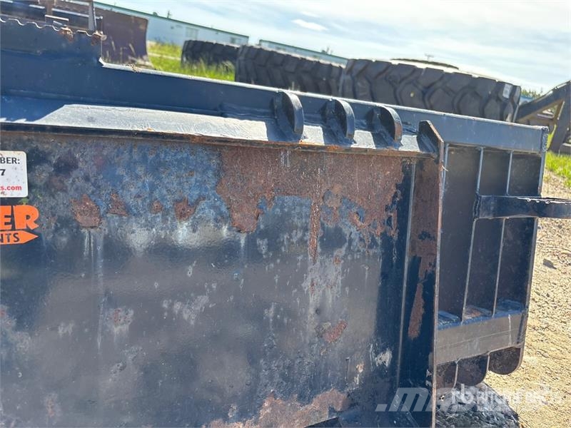 Pointer 72 in Skid Steer Screening Bucket Sõelumiskopad