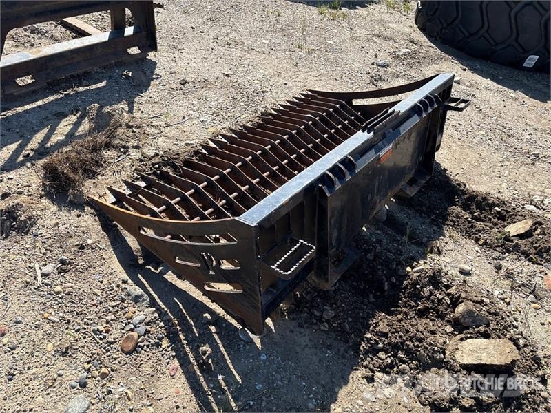 Pointer 72 in Skid Steer Screening Bucket Sõelumiskopad
