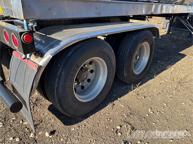 Polar 26000 L T/A Tanker Trailer Tankwagen