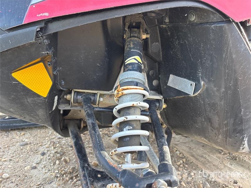 Polaris 550 IQ Snowmobile (Inoperable) 雪地摩托车