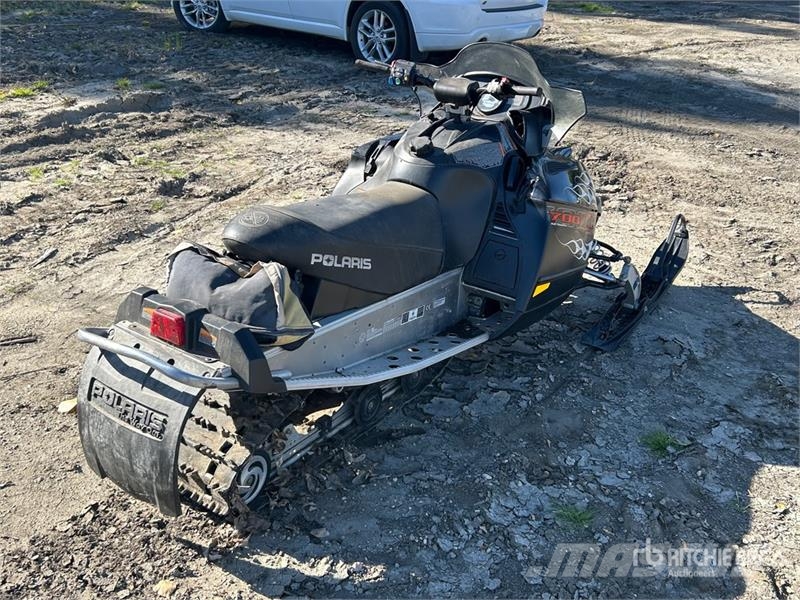 Polaris 700 Snowmobile Sniegaeigiai