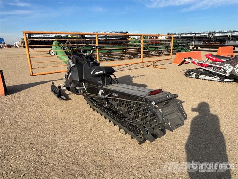 Polaris 800 Snowmobiles