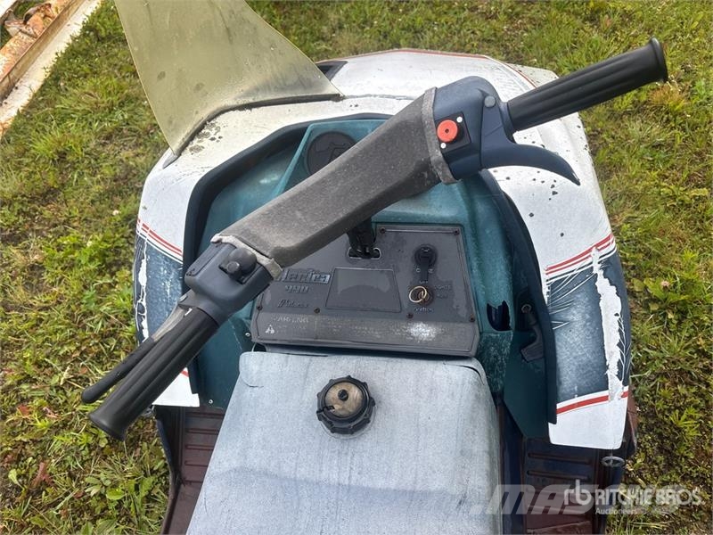 Polaris Electra 440 Snowmobile (Inoperable) كاسحات الجليد