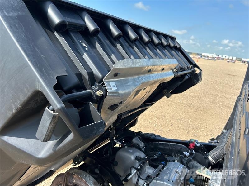 Polaris Ranger 1000 4x4 Utility Vehicle ماكينات منفعة عامة
