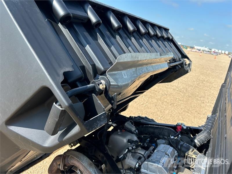 Polaris Ranger 1000 4x4 Utility Vehicle ماكينات منفعة عامة