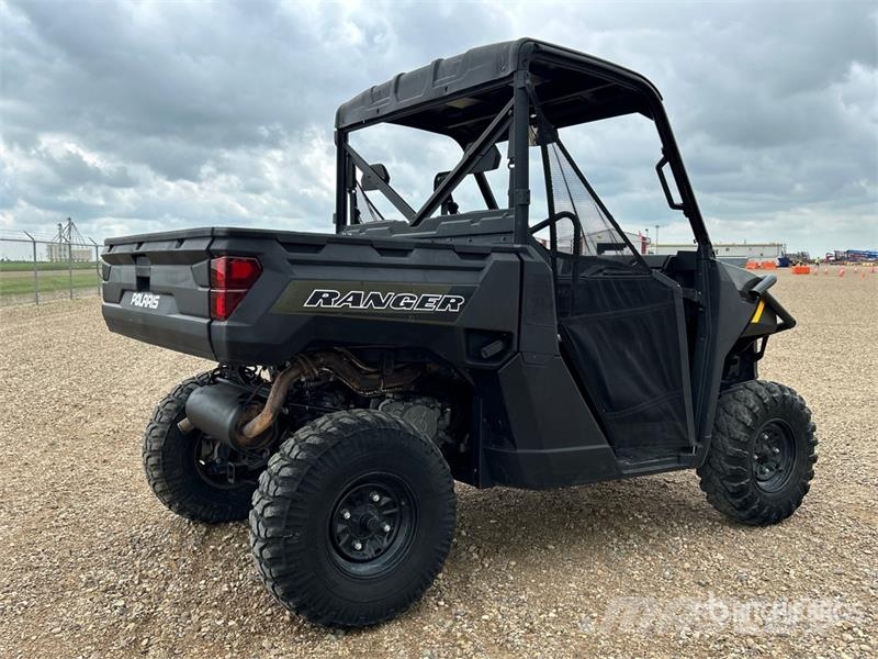 Polaris Ranger 1000 4x4 Utility Vehicle ماكينات منفعة عامة