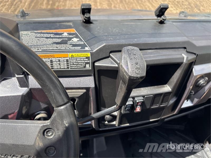 Polaris Ranger 900XP 4x4 Side By Side Voiture
