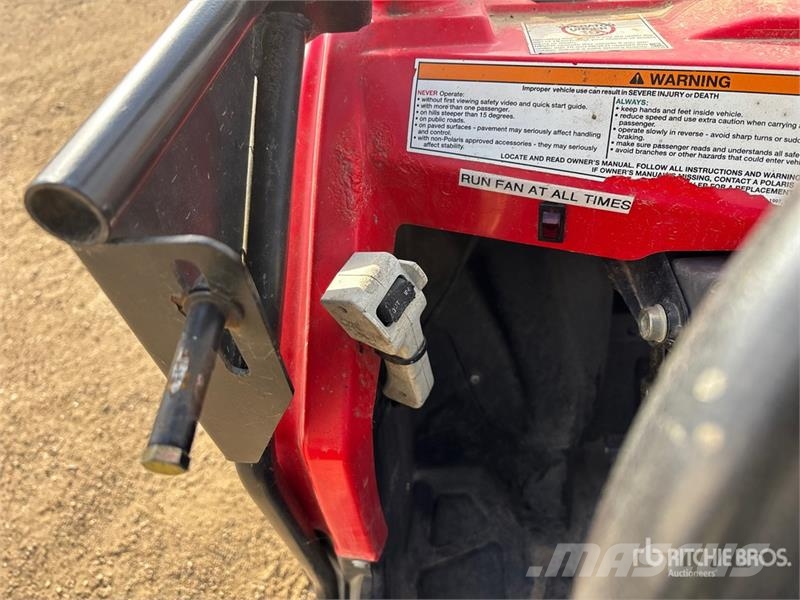 Polaris RZR 800 4x4 Side By Side Masini