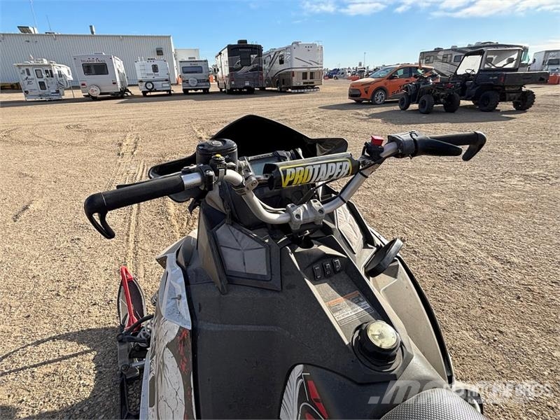 Polaris Snowmobile Snowmobiles