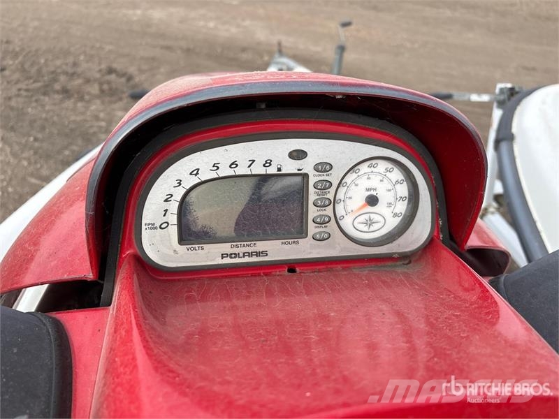 Polaris Virage (2) Personal Jet Skis Auto's