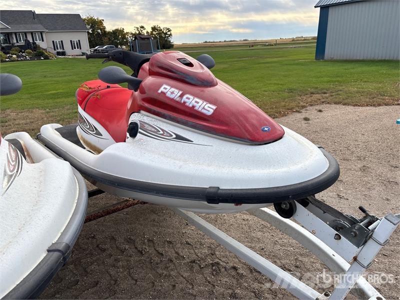 Polaris Virage (2) Personal Jet Skis Auto's