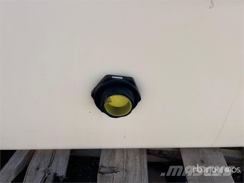 Poly Glycol Tank Üzemanyag- és adaléktartályok