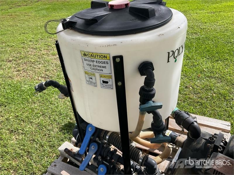  Polywest 40 gal Chemical Handler Sonstige Landmaschinen