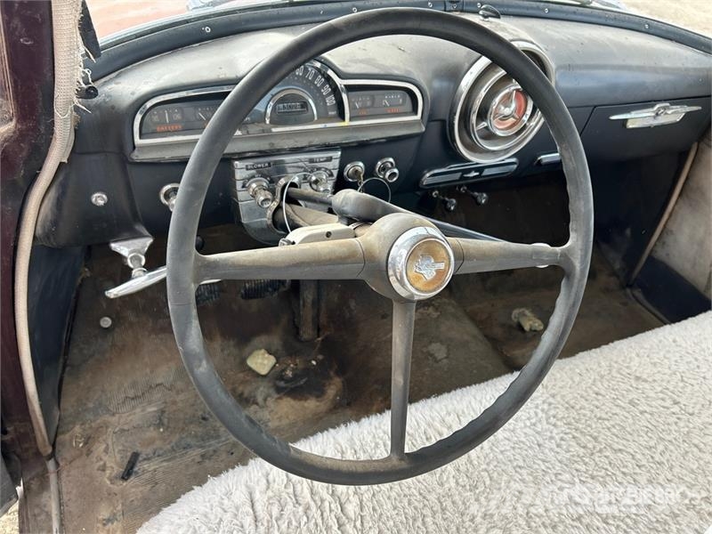 Pontiac Chieftain Classic Car Personbiler