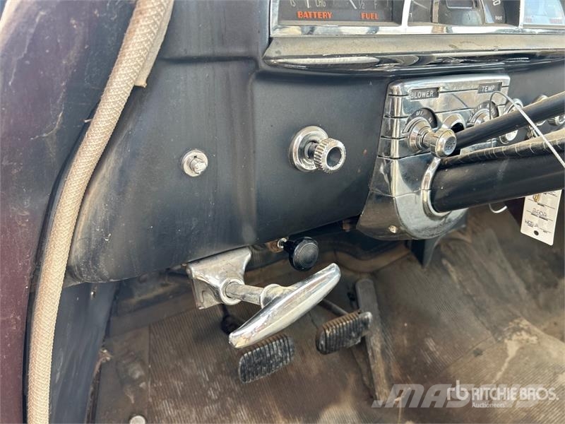 Pontiac Chieftain Classic Car Personbiler