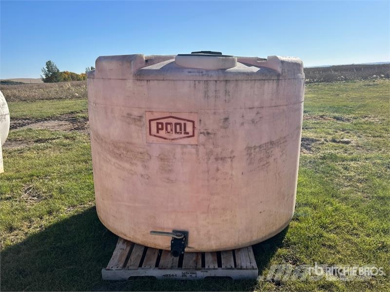  Pool 1300 gal Poly Water Tank Kraftstoff- und Zusatzstoffbehälter