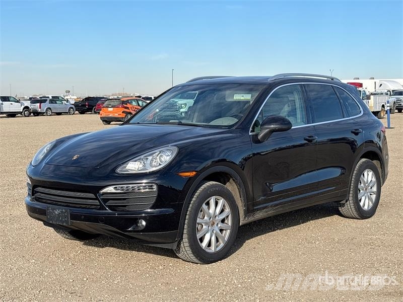 Porsche Cayenne S AWD Automobile Avtomobili