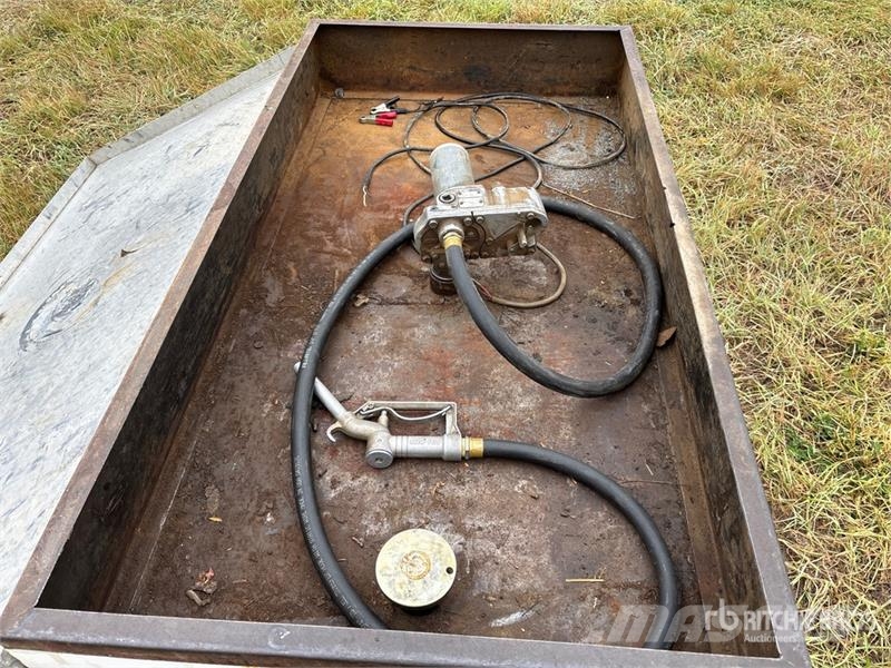  Portable Steel Diesel Fuel Tank صهاريج الوقود والصهاريج الإضافية