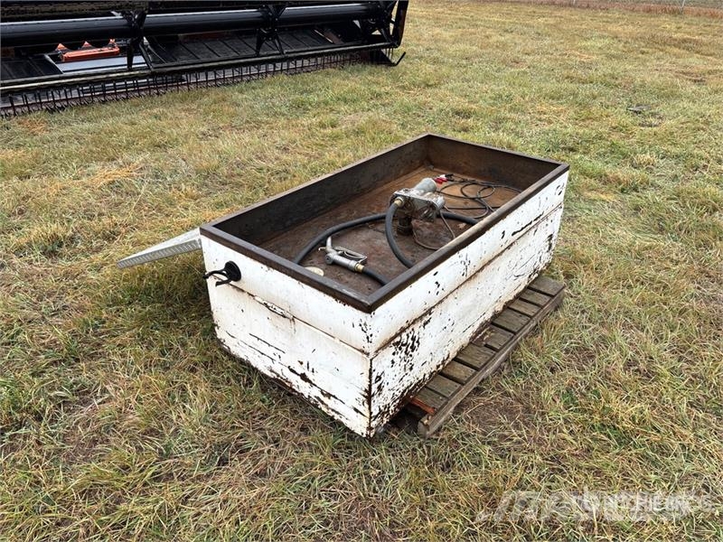  Portable Steel Diesel Fuel Tank صهاريج الوقود والصهاريج الإضافية