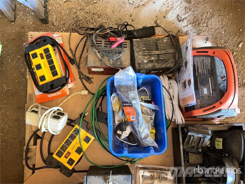 Power Box, Battery Packs, Electrical Plug Ins, Door Hand Otros componentes