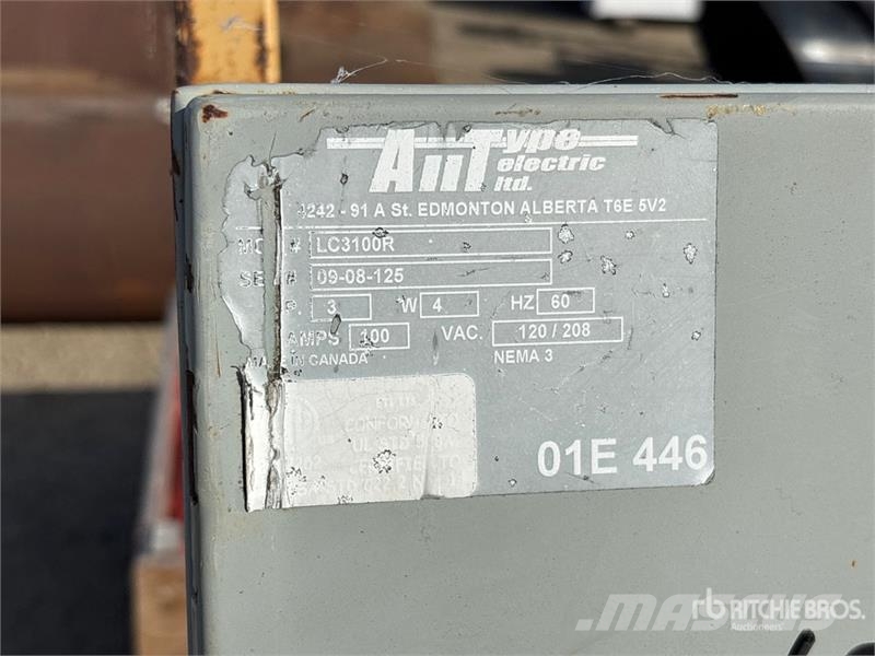 Power Distribution Panel Kiti naudoti statybos komponentai