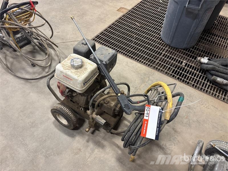 PowerJet Pressure Washer معدات الغسل بالضغط الخفيف