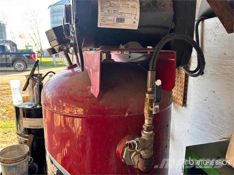  Powermate 60 gal Air Compressor مكابس