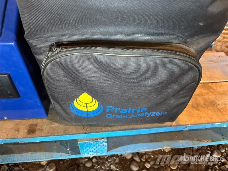  Prairie Grain Analyzers Farm machinery