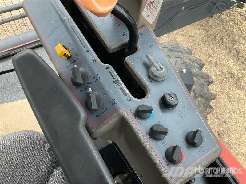  Prairie Star 4940 Swather Windrower Windrowers