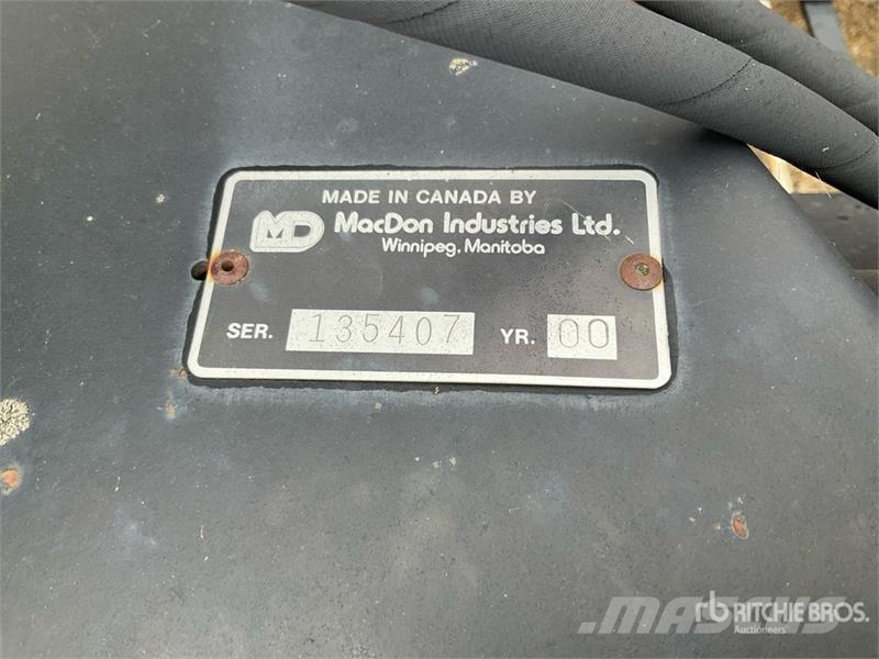 Prairie Star 4940 Swather Windrower Windrowers