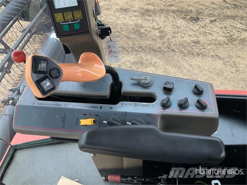  Prairie Star 4940 Swather Windrower Windrowers