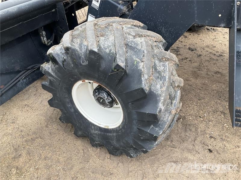  Prairie Star 4940 Swather Windrower Windrowers