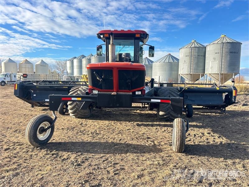  Prairie Star 4950 30 ft Swather Windrower Sakupljači