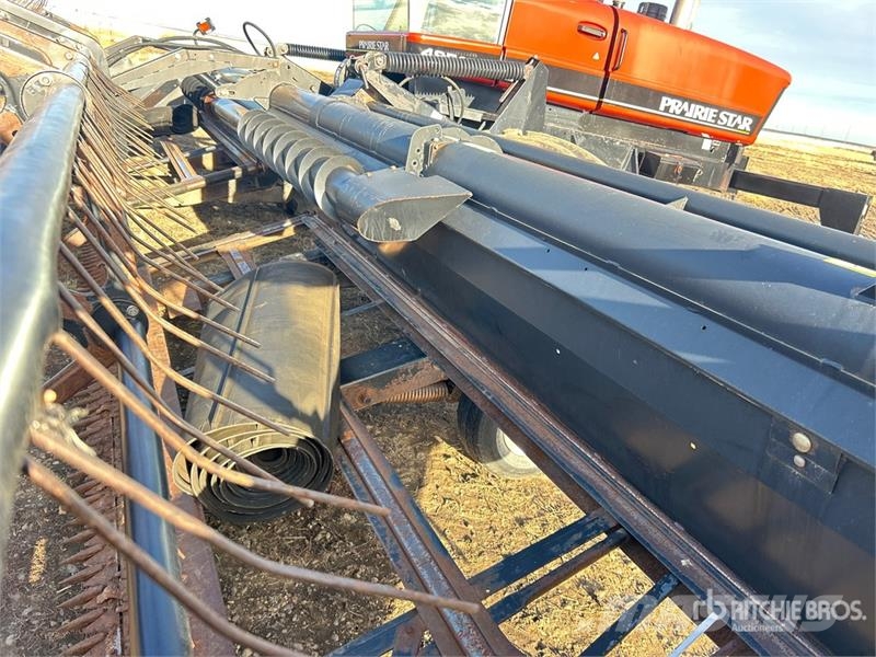  Prairie Star 4950 30 ft Swather Windrower Sakupljači