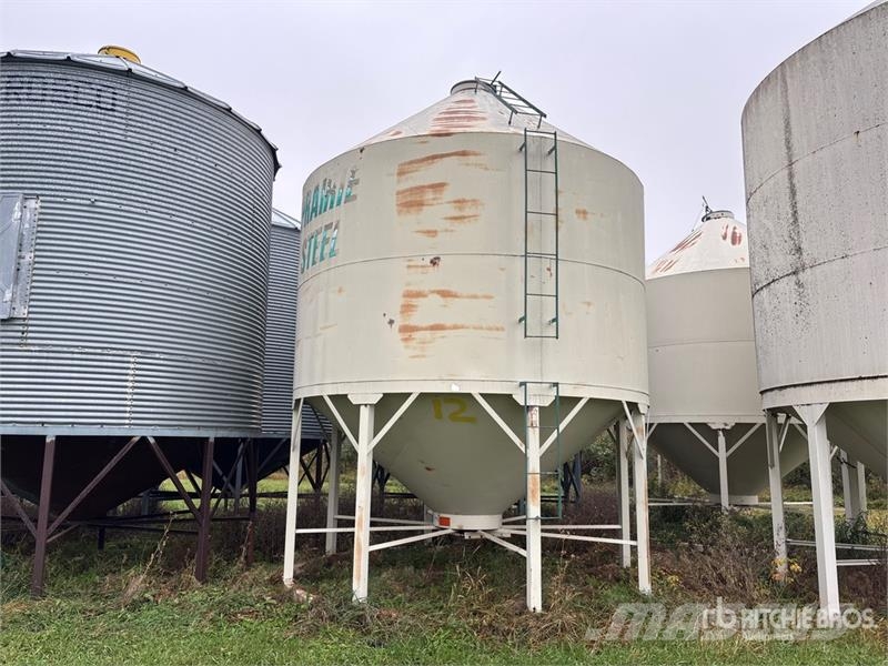  Prairie Steel +/- 57 ton Fertilizer Hopper Grain B Saagi töötlemise ja ladustamise seadmed - Muud